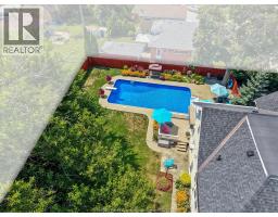 1409 GRANVILLE CRESCENT - 41