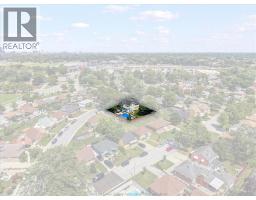 1409 GRANVILLE CRESCENT - 42
