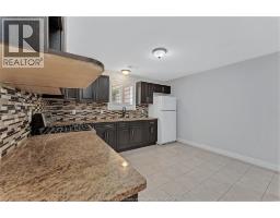 128 MARINA GROVE - 40