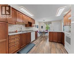 3560 BARRYMORE LANE - 8