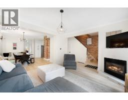 1092 MONMOUTH - 8