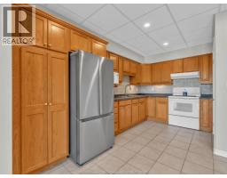 315 VILLAGE GROVE DRIVE UnitNo. 505 - 27