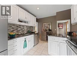 1729 WINDERMERE - 16