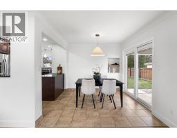 735 Lounsborough - 11
