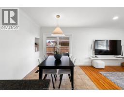 735 Lounsborough - 12