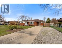 735 Lounsborough - 35