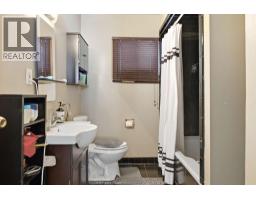 1172 MARION AVENUE - 15