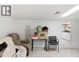 1172 MARION AVENUE - 22