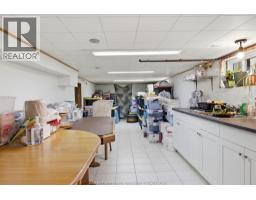 1172 MARION AVENUE - 25