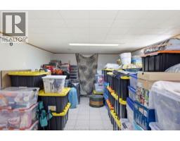 1172 MARION AVENUE - 27