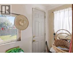 1172 MARION AVENUE - 31