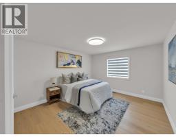 664 LINDEN - 29