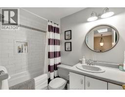 45 MERRITT AVENUE - 21