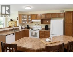 761 East West ROAD - 13