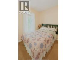 761 East West ROAD - 20