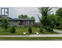 541 LAKEVIEW AVENUE - 32