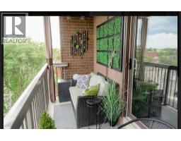 3936 WYANDOTTE STREET East UnitNo. 710 - 18