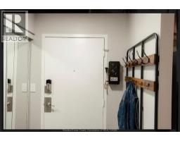 3936 WYANDOTTE STREET East UnitNo. 710 - 21