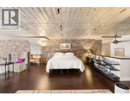 2175 WYANDOTTE STREET East UnitNo. 313 - 25