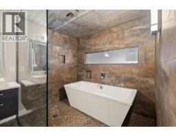 2175 WYANDOTTE STREET East UnitNo. 313 - 35