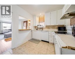 686 MCKAY AVENUE - 12