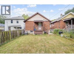 686 MCKAY AVENUE - 28