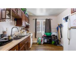 2165-2167 Dougall AVENUE - 10