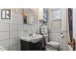 2165-2167 Dougall AVENUE - 15