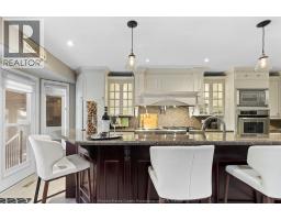 606 GEORGE KENNEDY WAY - 13
