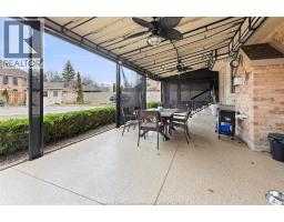 606 GEORGE KENNEDY WAY - 31