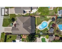 606 GEORGE KENNEDY WAY - 42