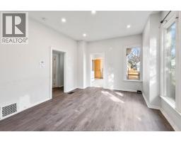 458-460 WAHKETA STREET - 17