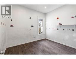 458-460 WAHKETA STREET - 23