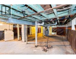 458-460 WAHKETA STREET - 29