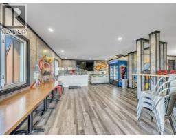 581 BROADWAY - 9