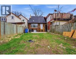 435 CARON AVENUE - 32