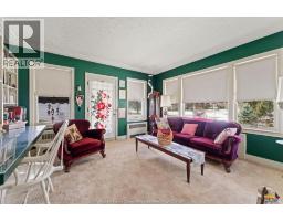 121 DIVISION STREET South - 7