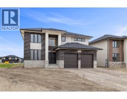 460 MARLA CRESCENT - 2