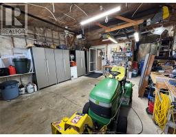 198 ROBSON ROAD - 34