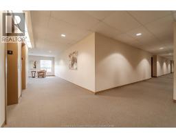 315 Village Grove DRIVE UnitNo. 301 - 10