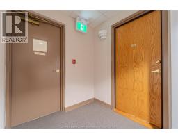 315 Village Grove DRIVE UnitNo. 301 - 12
