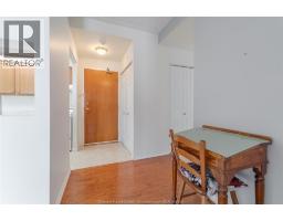 315 Village Grove DRIVE UnitNo. 301 - 13