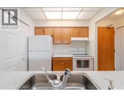 315 Village Grove DRIVE UnitNo. 301 - 17