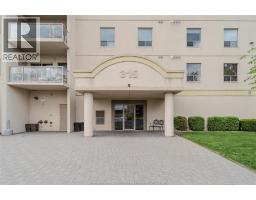 315 Village Grove DRIVE UnitNo. 301 - 6
