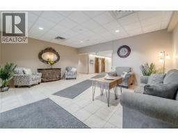 315 Village Grove DRIVE UnitNo. 301 - 8