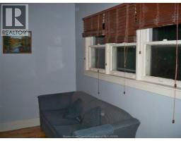 427 GLADSTONE AVENUE - 7
