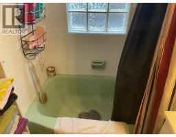 1673 Pillette ROAD - 13