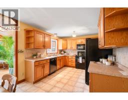 9 Audrey STREET - 14