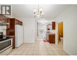 151 CURRY AVE - 17