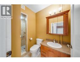 151 CURRY AVE - 23